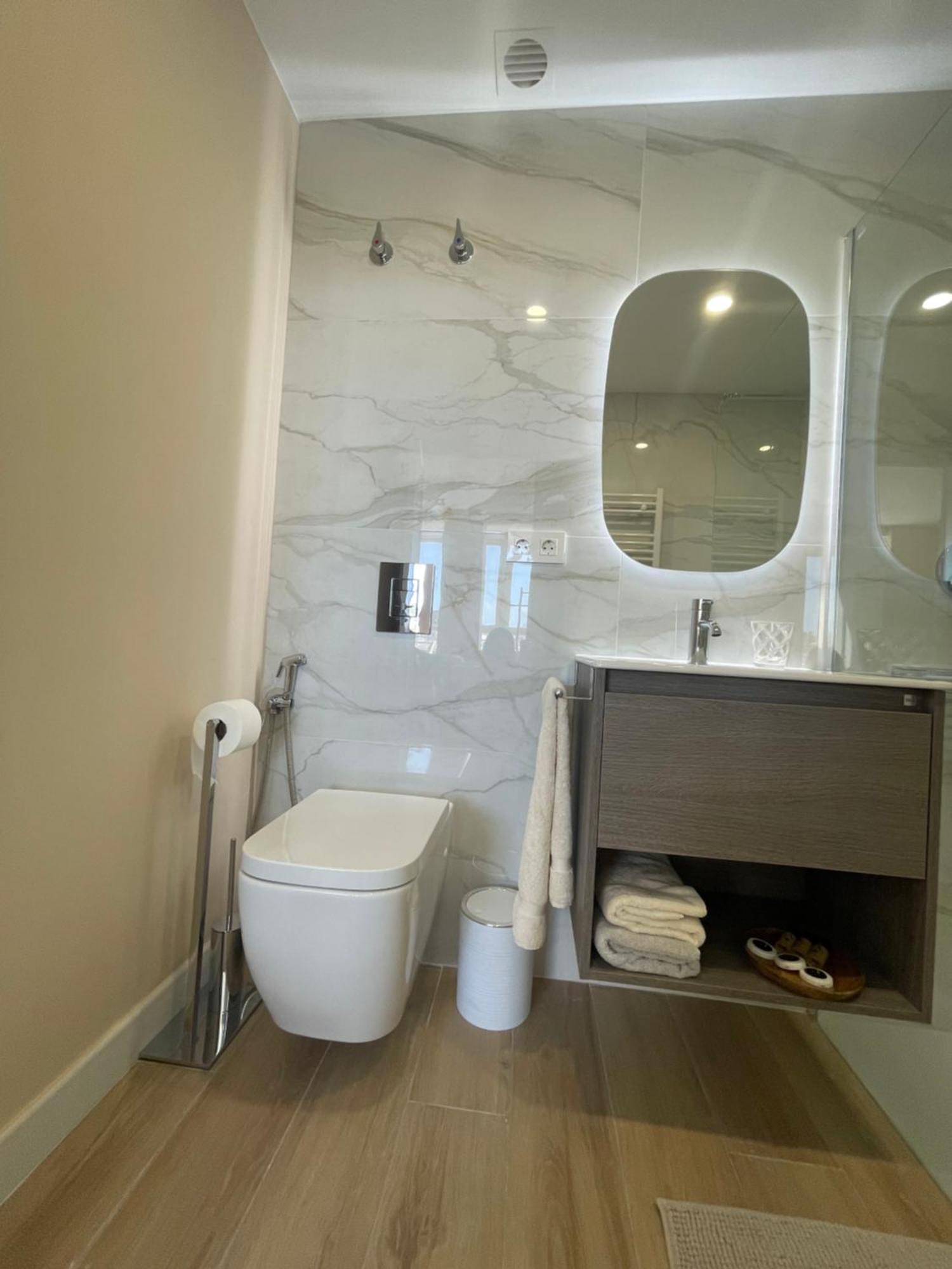 Riscal Suits Luxury Alicante Exteriör bild